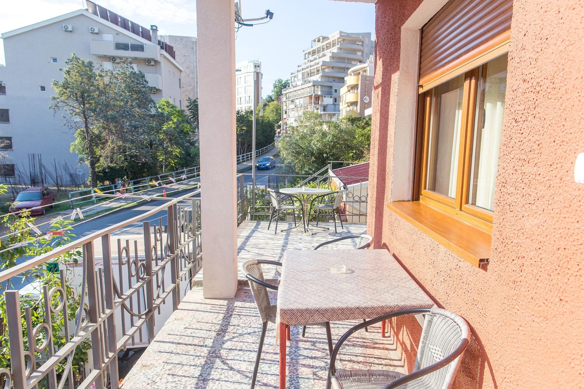Guesthouse Blue Coast Будва Экстерьер фото