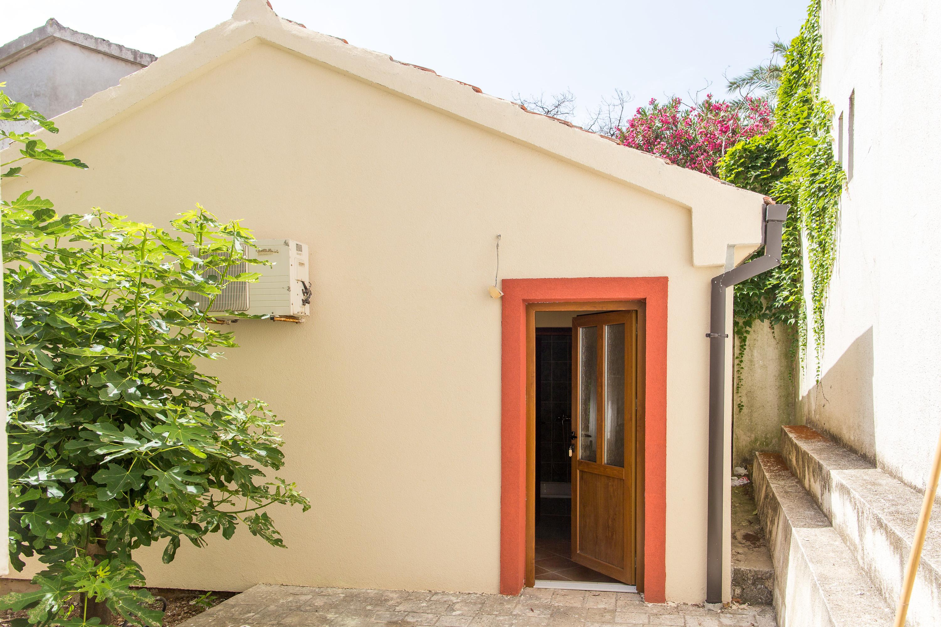 Guesthouse Blue Coast Будва Экстерьер фото