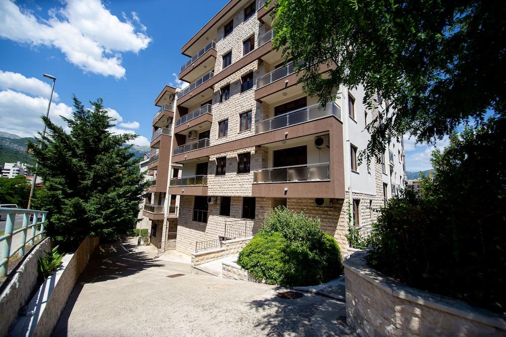 Guesthouse Blue Coast Будва Экстерьер фото